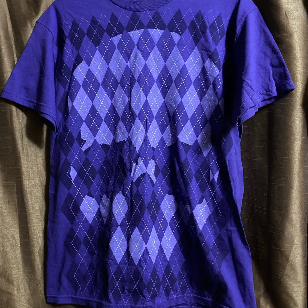 Graphic tee